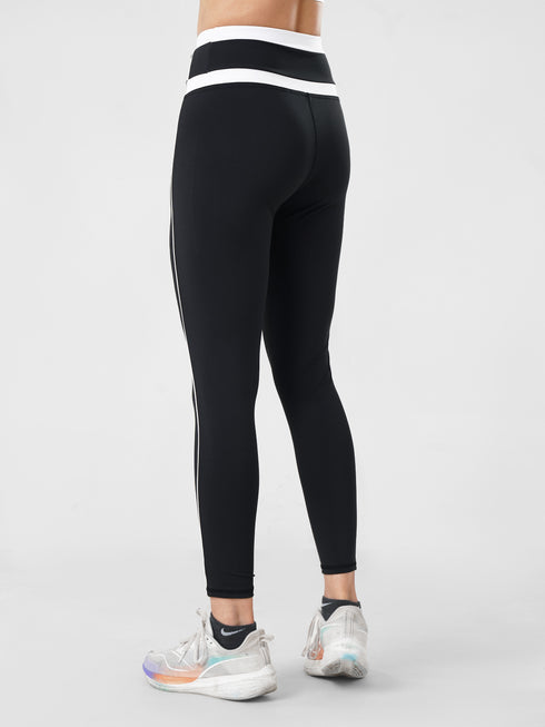 StrikeLine Training Legging in Black